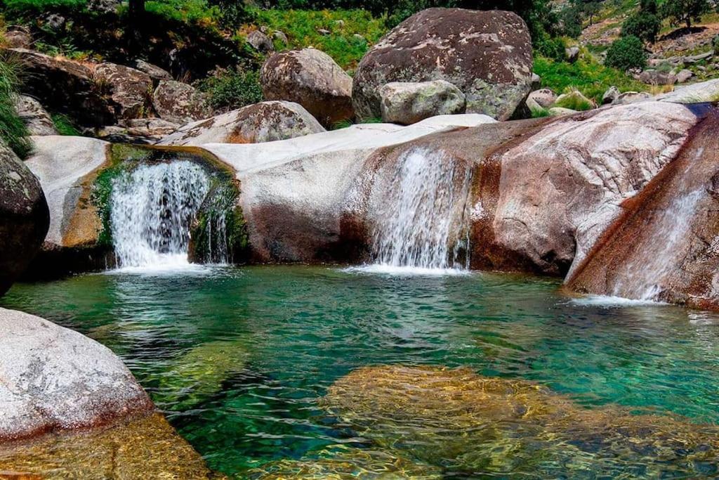 Casa Rural En Candeleda Con Piscina Y Un Maravilloso Jardin Eksteriør billede