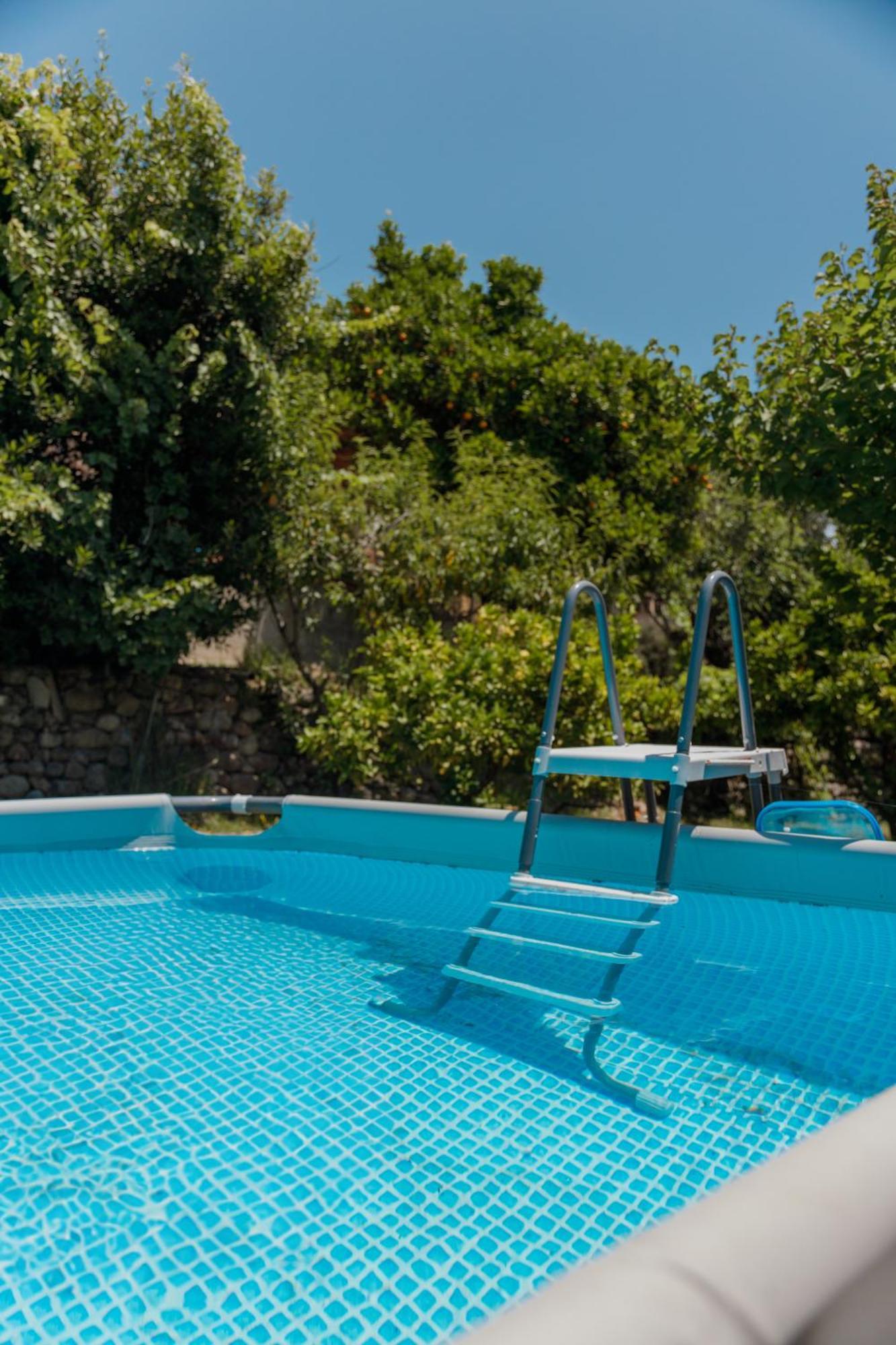 Casa Rural En Candeleda Con Piscina Y Un Maravilloso Jardin Eksteriør billede